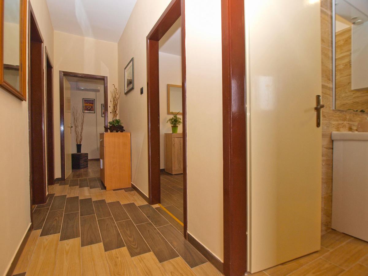 Apartment Luciano 1540 Πούλα Εξωτερικό φωτογραφία
